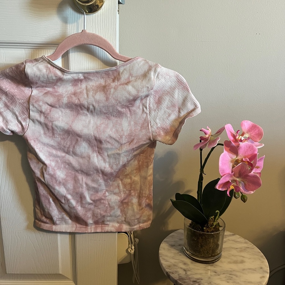 Cropped Ribbed Tie-dye Top - Picture 2 of 2